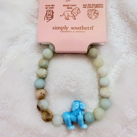 Lion Simply Southern Braclets - Picture 3 of 11